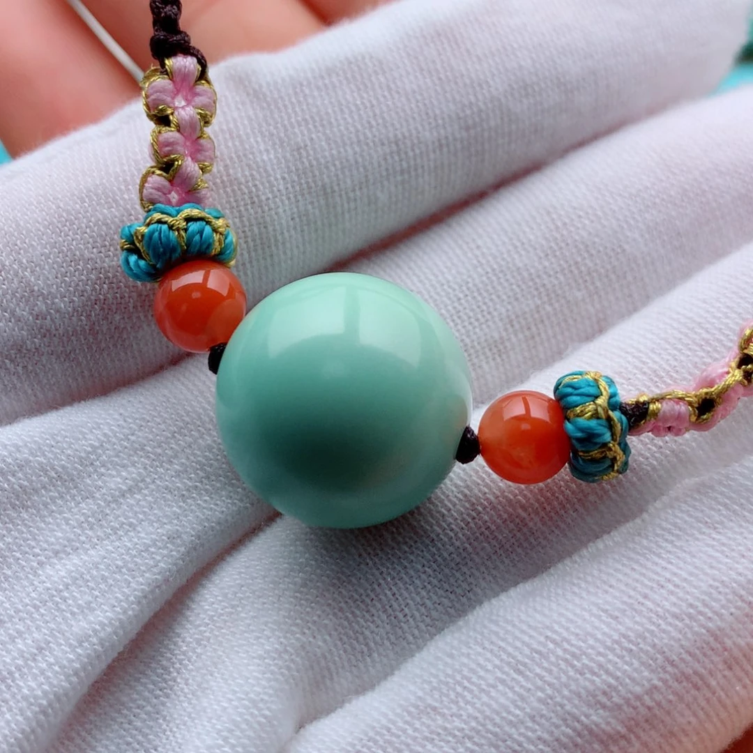 绿松石颈饰未镶嵌