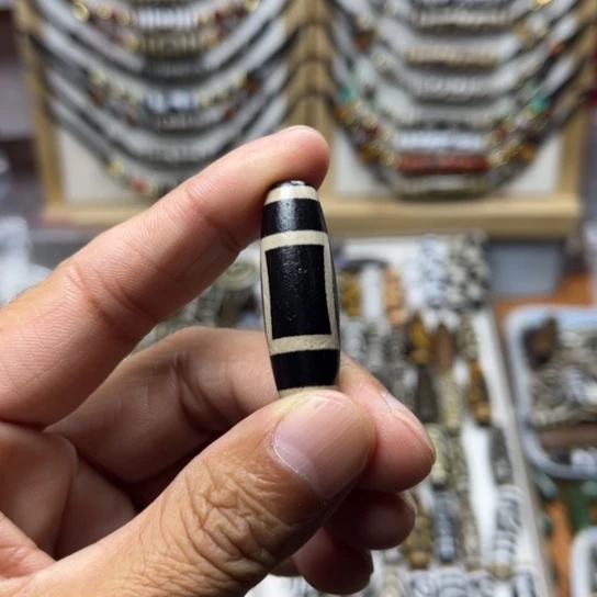 暴***e玛瑙/玉髓未镶嵌颈饰