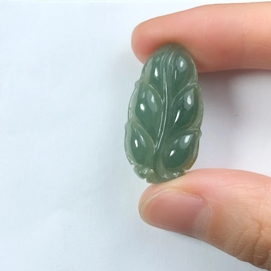 翡翠未镶嵌颈饰缅甸A货，每天下午1点半开播