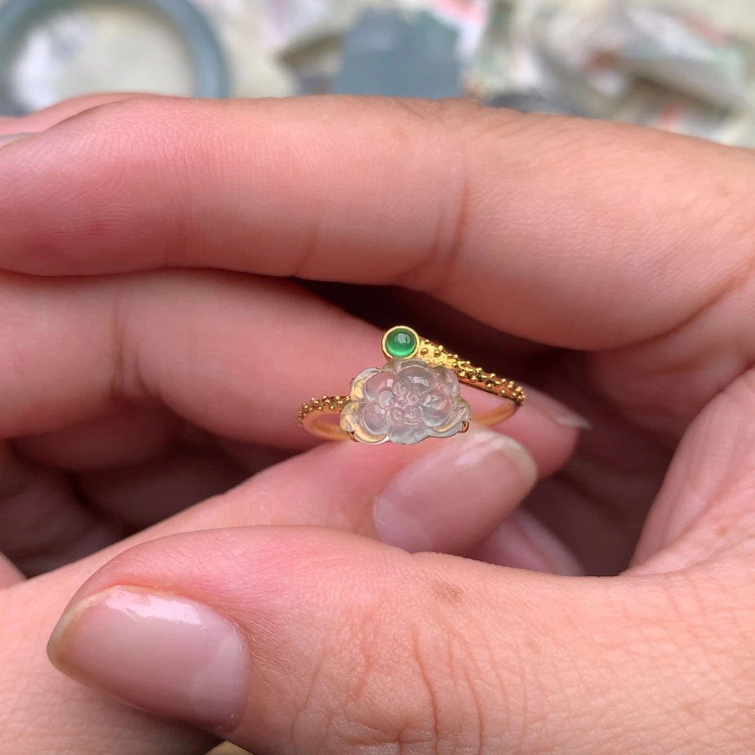 【闪购商品】翡翠挂件18K金镶嵌一