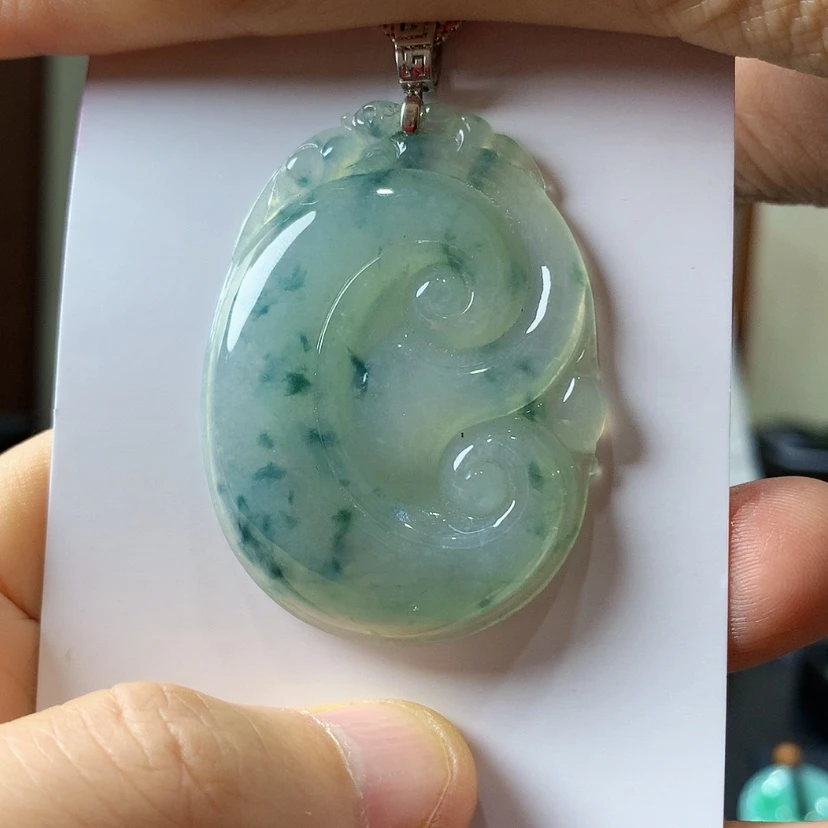 【闪购商品】吊坠(不含链)18K金镶嵌翡翠