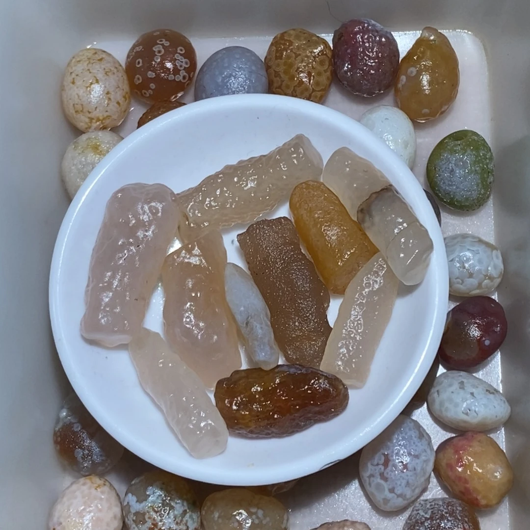 冰***甜阿拉善的小管的花盆石