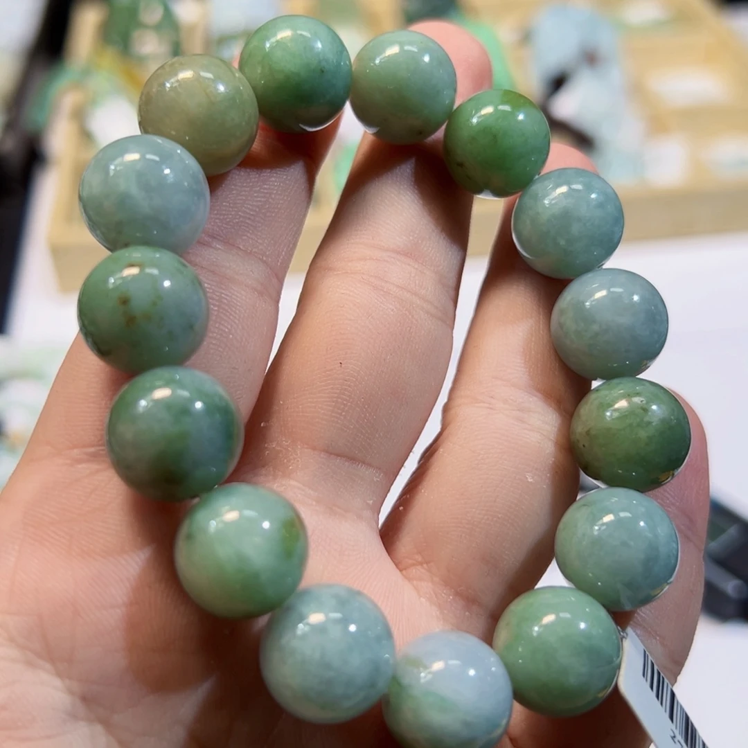 翡翠未镶嵌颈饰手串