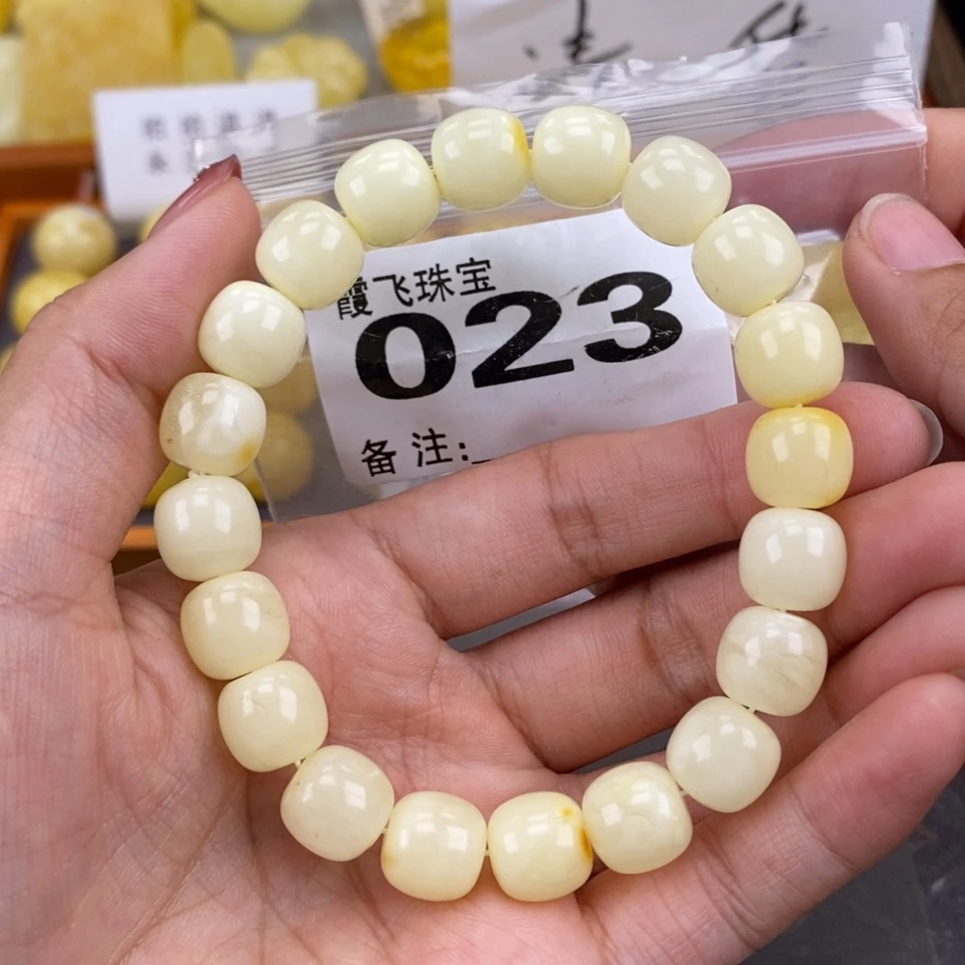 琥珀未镶嵌珠宝奇石11