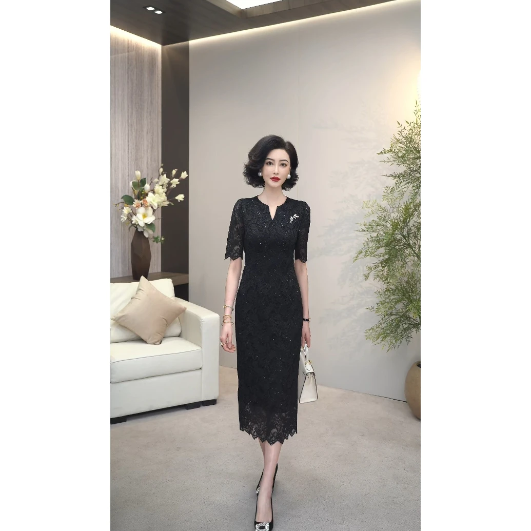 2025年夏季（璀璨星空）高奢赫本风提花弹力蕾丝短袖连衣裙WF3236
