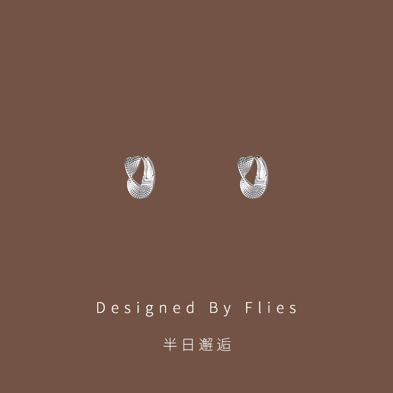 铜合金耳饰 半日邂逅|小众颗粒感扭曲几何耳扣简约轻奢通勤耳钉