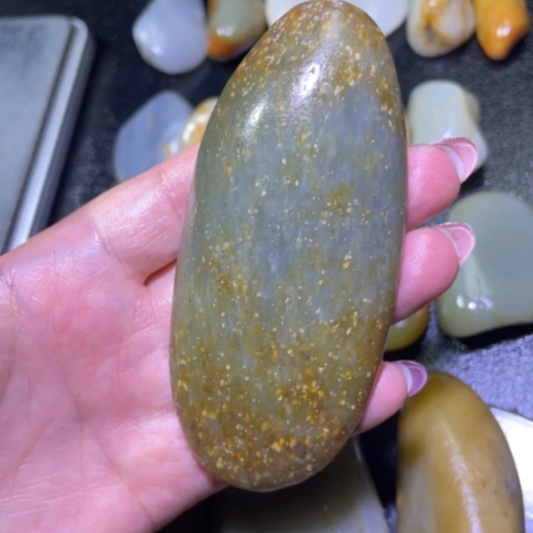 【闪购商品】颈饰未镶嵌和田玉