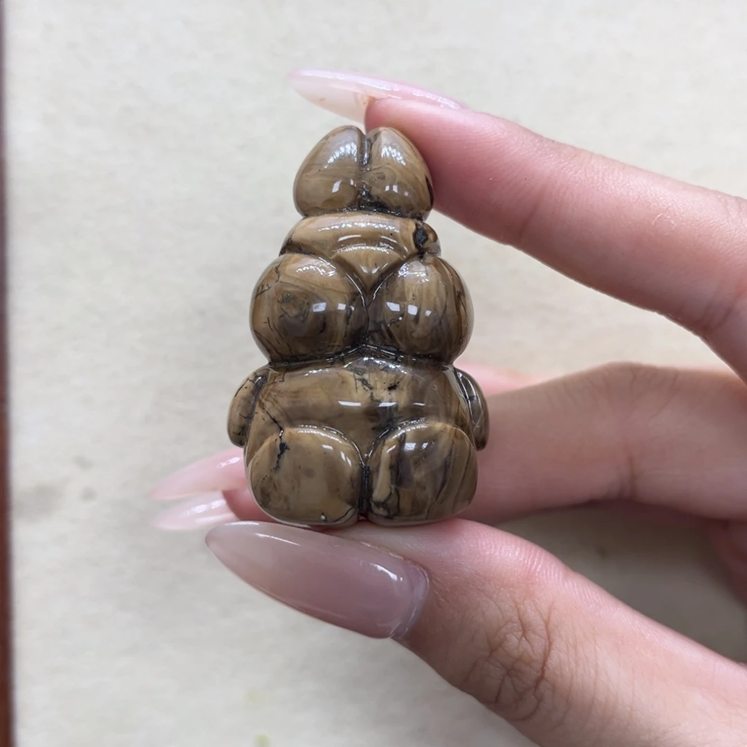 琥珀未镶嵌裸石天然琥珀根珀兔子