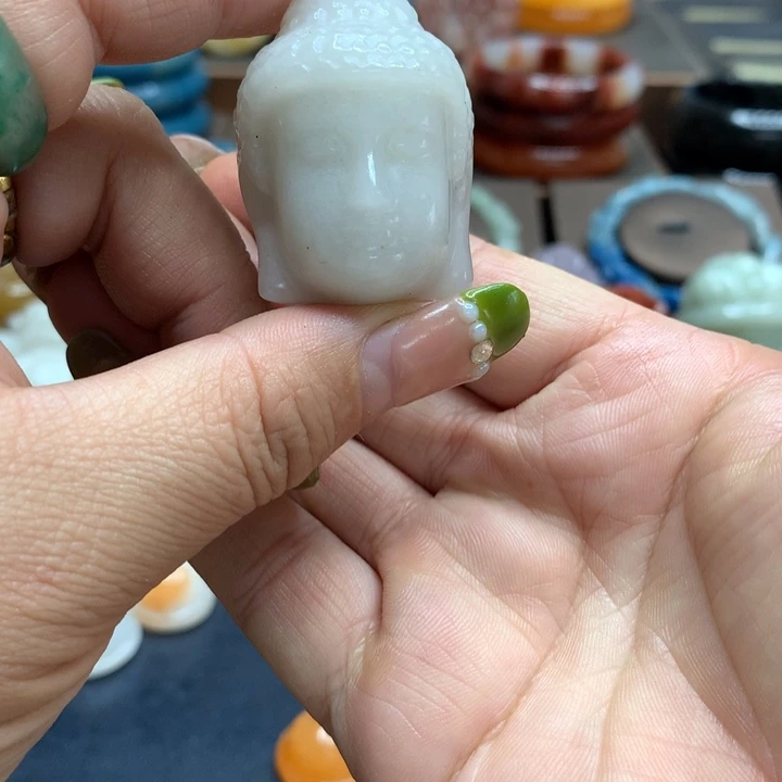 石英质玉（黄龙玉）合金颈饰
