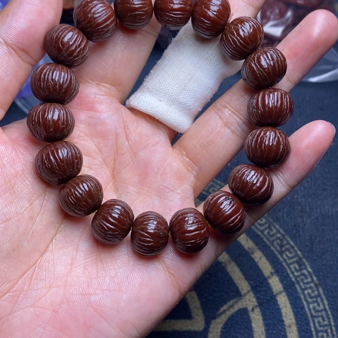 文玩核桃吊坠猴头