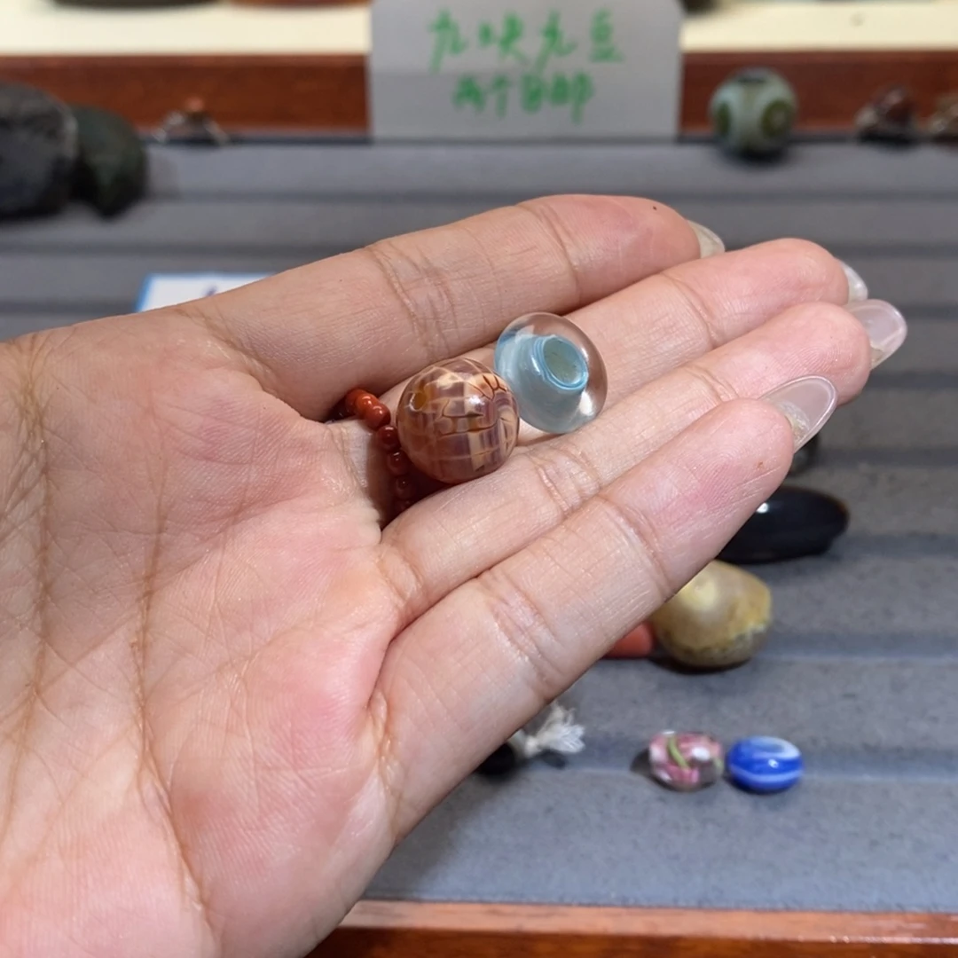 Y***_玛瑙/玉髓颈饰合金