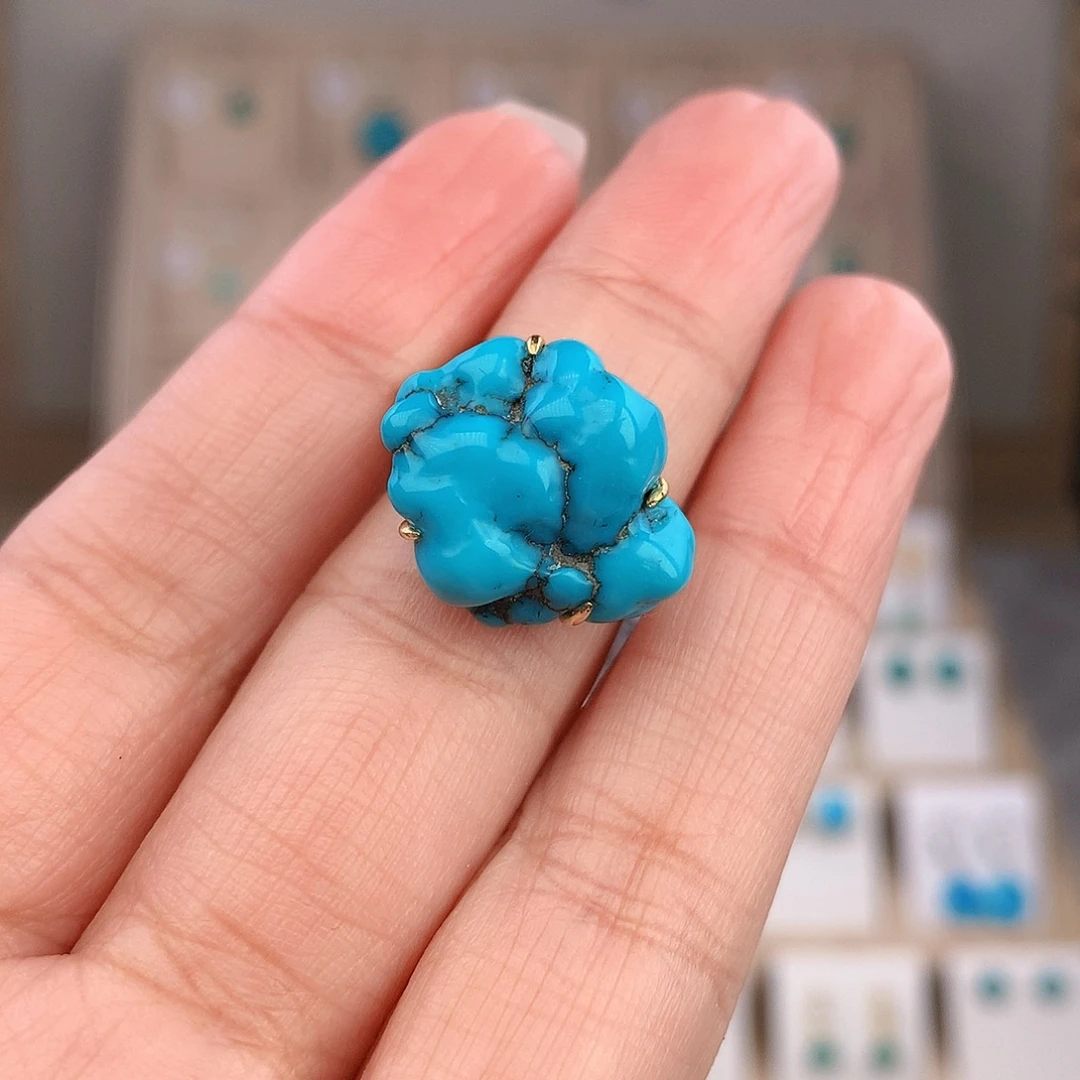 绿松石18K金镶嵌戒指