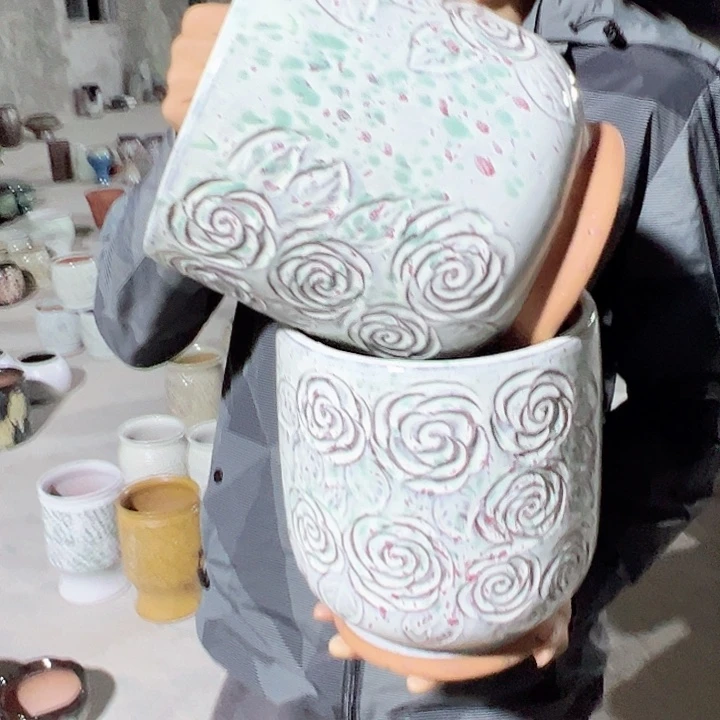 高度22厘米口20厘米