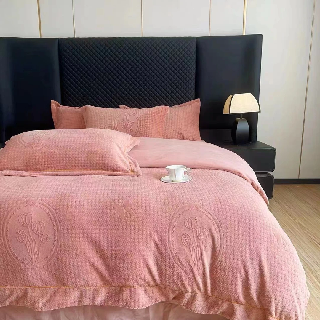 新品纯色雕花绒四件套GL-郁金香