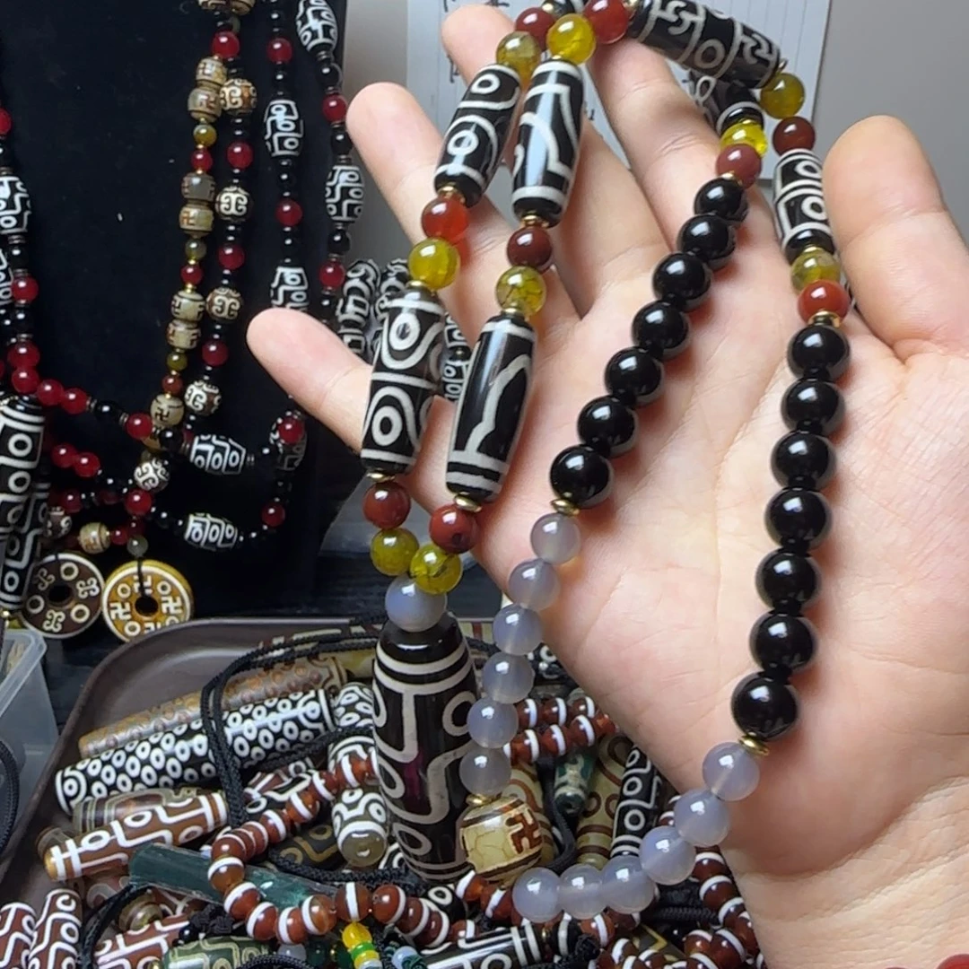 玛瑙/玉髓合金颈饰