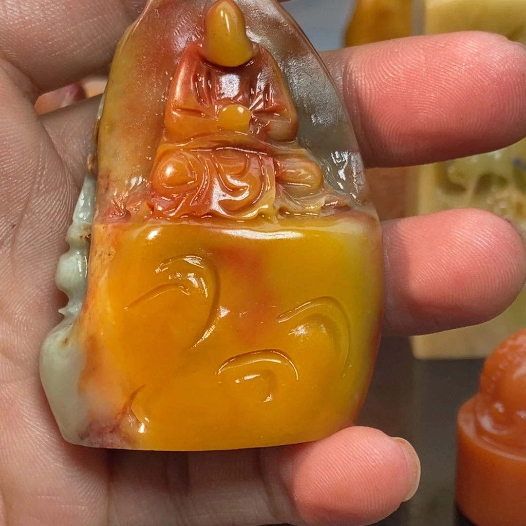 寿山石印石花旗降4.3/2.4/6.1