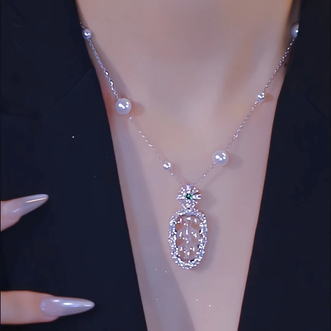 钛钢项链 新款时尚冰透树叶项链女轻奢气质小众镶嵌素款百搭饰品