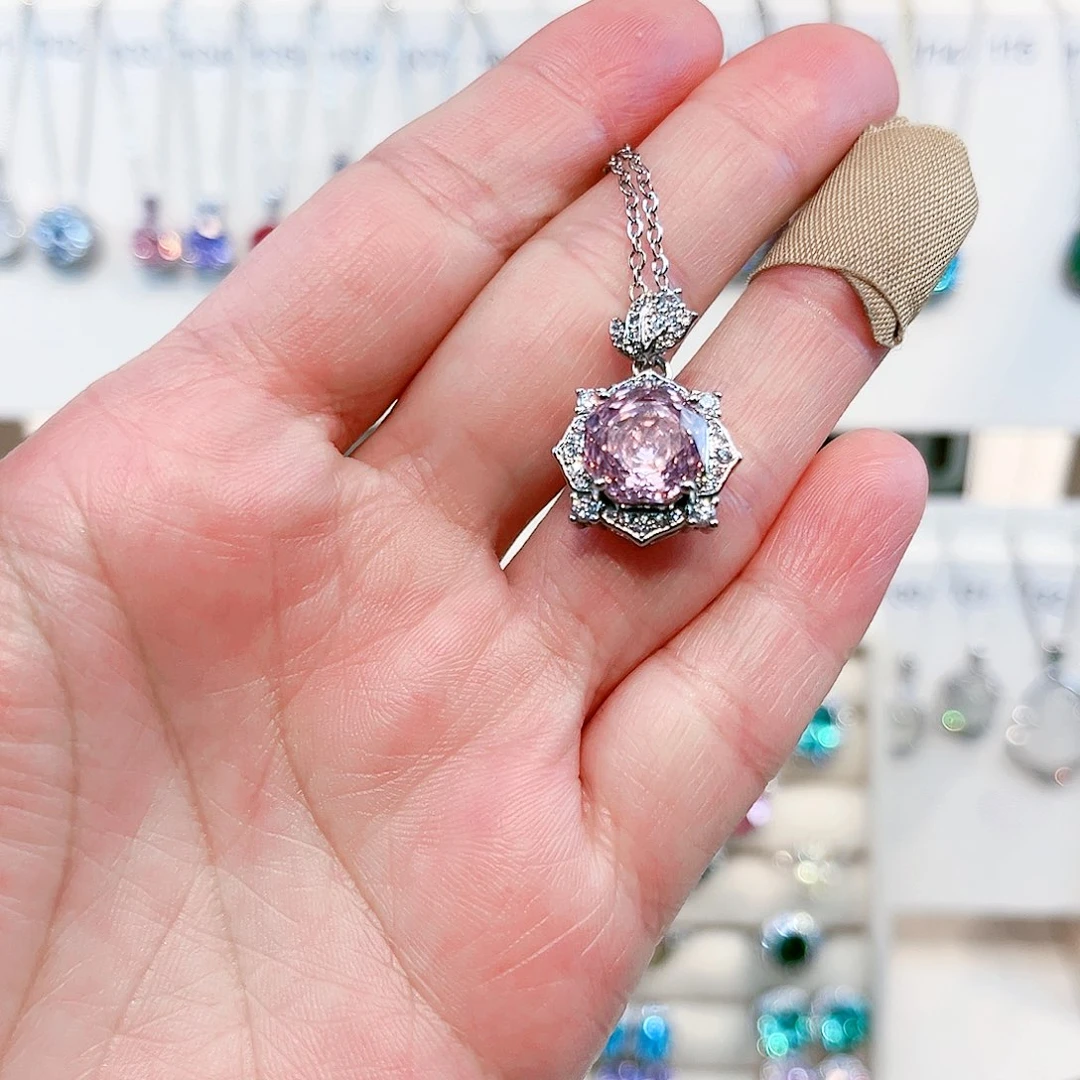 果***儿吊坠(赠链)芙蓉石足银镶嵌