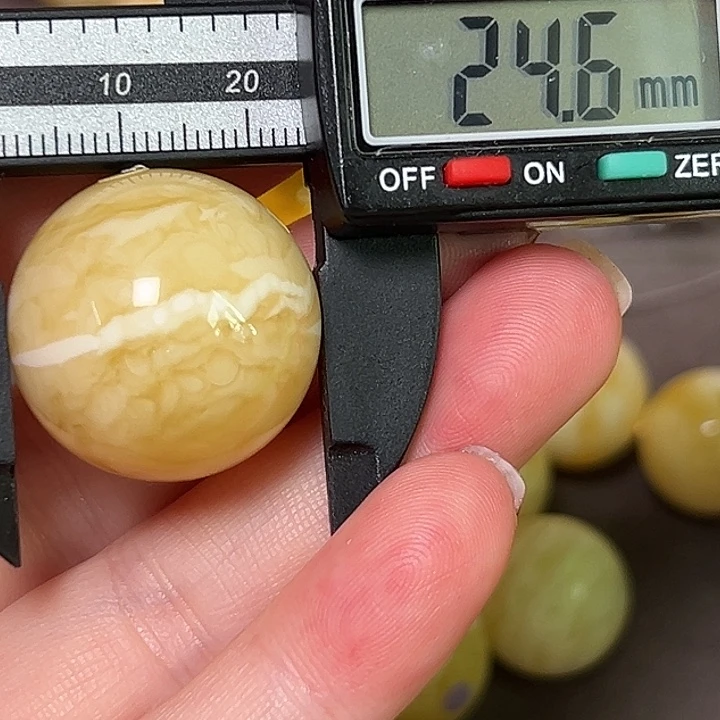 蜜蜡未镶嵌裸石880