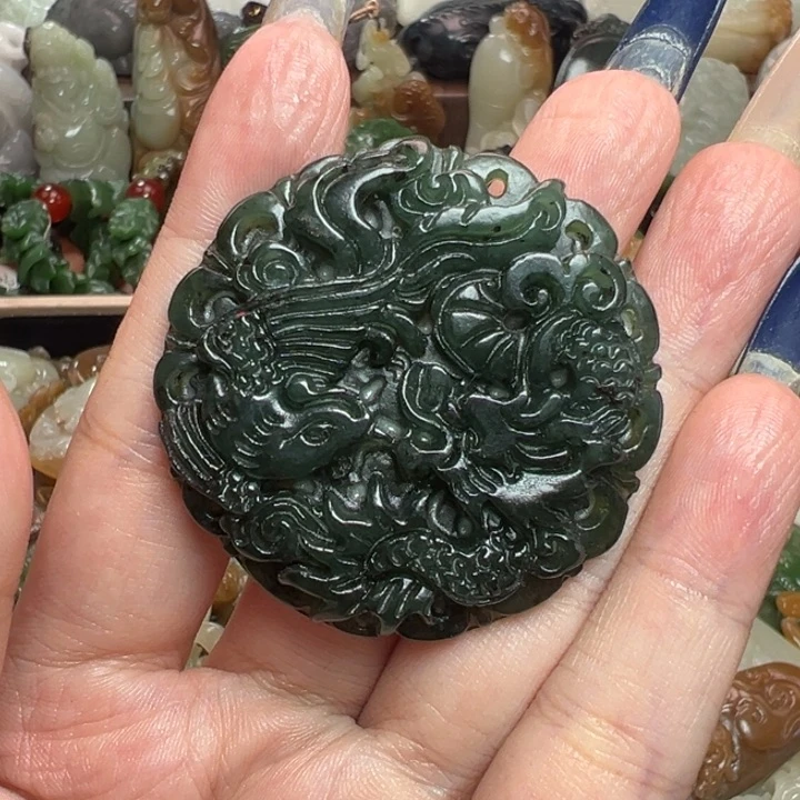 颈饰未镶嵌和田玉