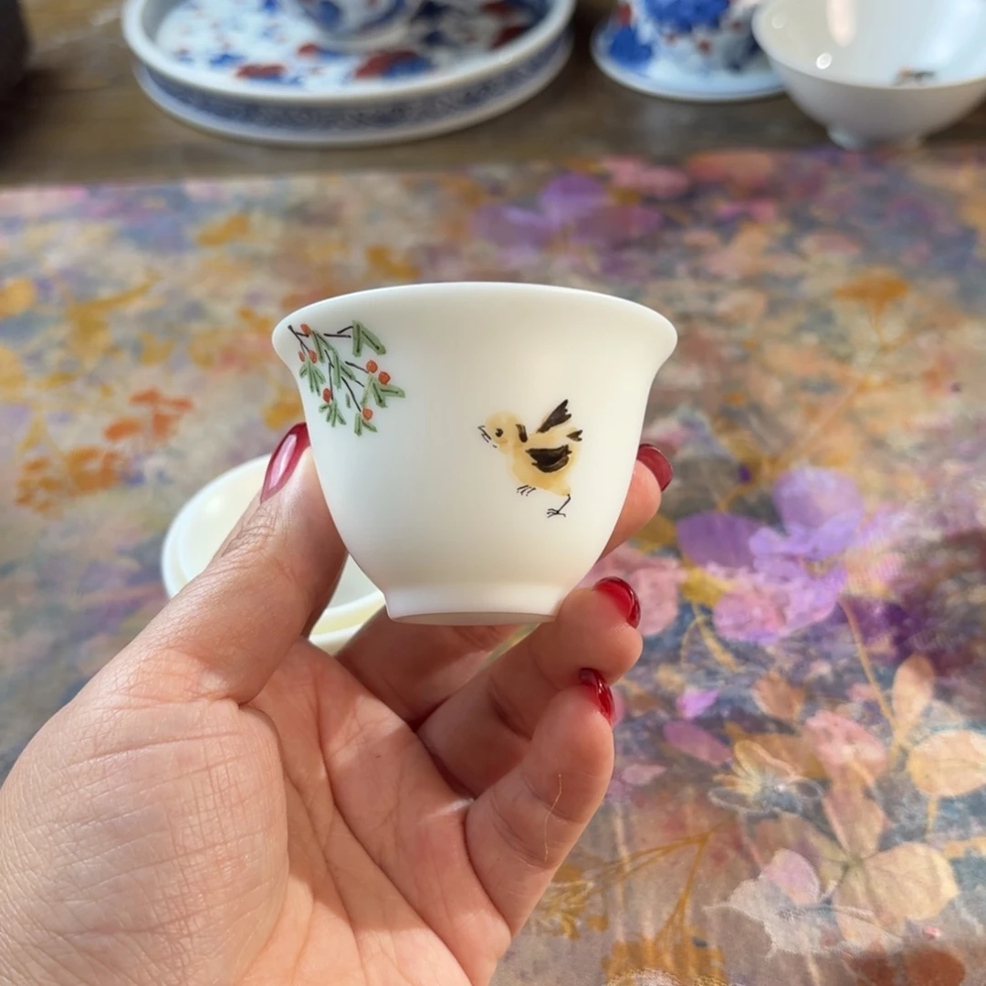 瓷青花手绘釉上五彩樱桃小鸡