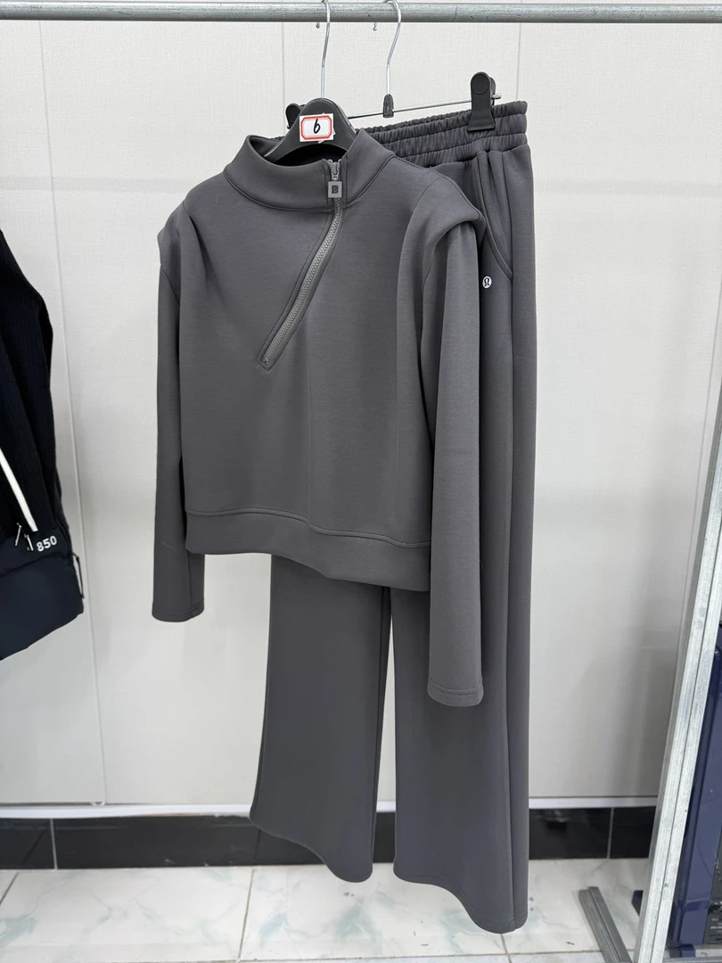 垫肩斜拉链女装春秋套装长袖运动时尚休闲百搭简约潮流灰色气质