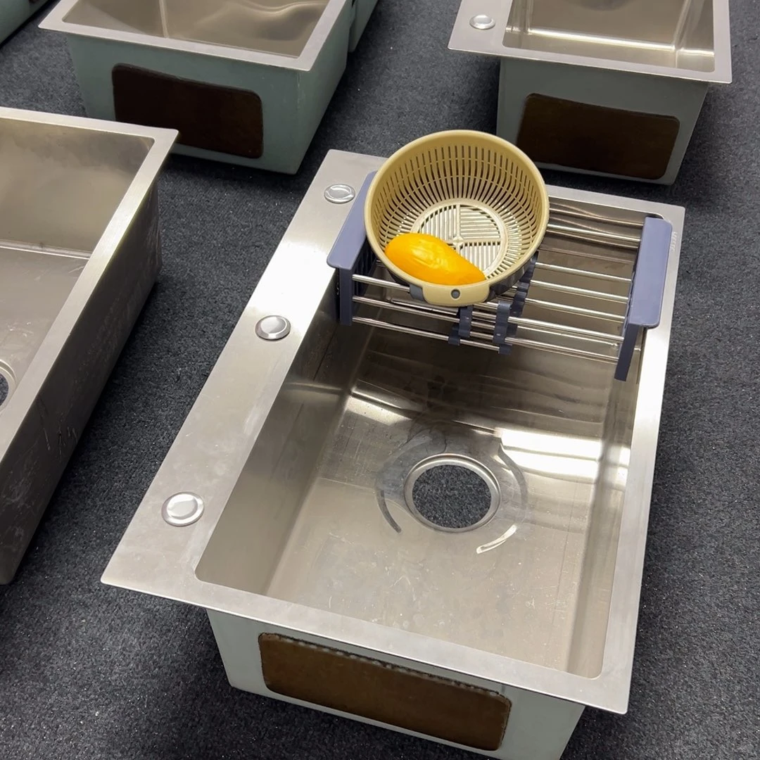 方形款3.0加厚65*45水槽加方形龙头