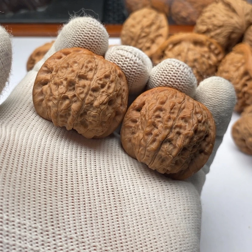 【闪购商品】文玩核桃把件?***?血麒麟