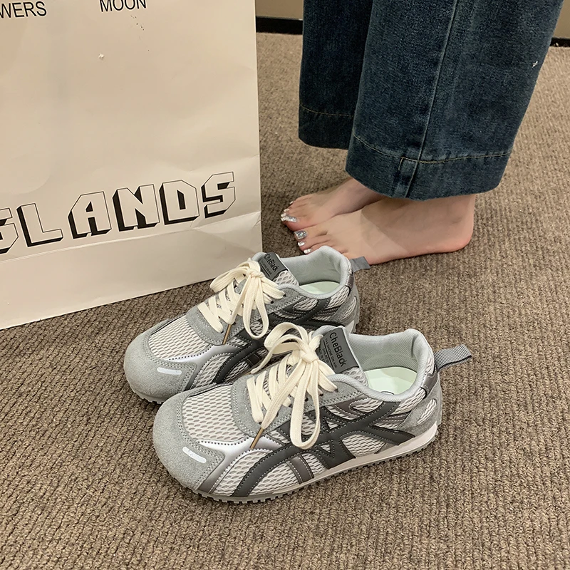 超好看增高德训鞋女2025年秋新款学生单鞋透气网面休闲运动阿甘鞋