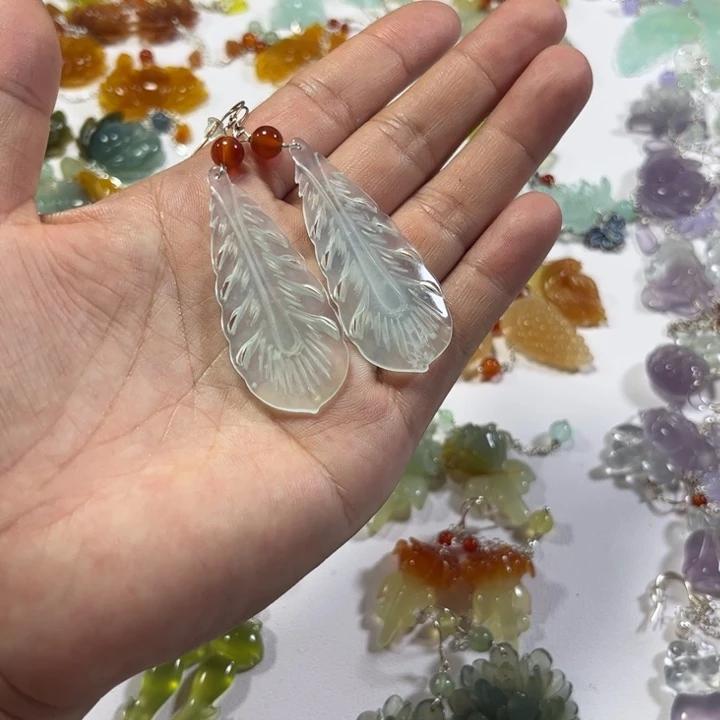 合金蛇纹石玉耳饰
