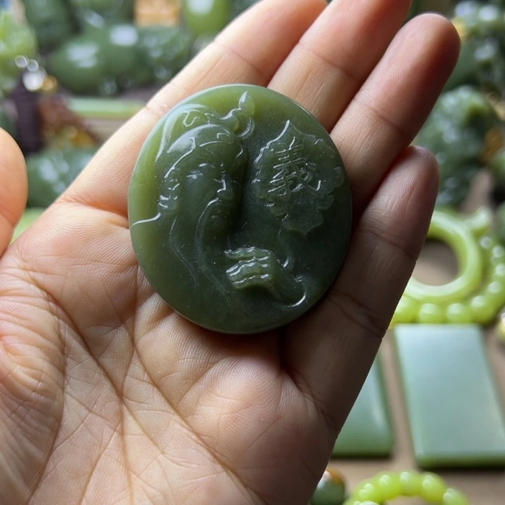 岫岩老玉（透闪石质玉）未镶嵌挂件