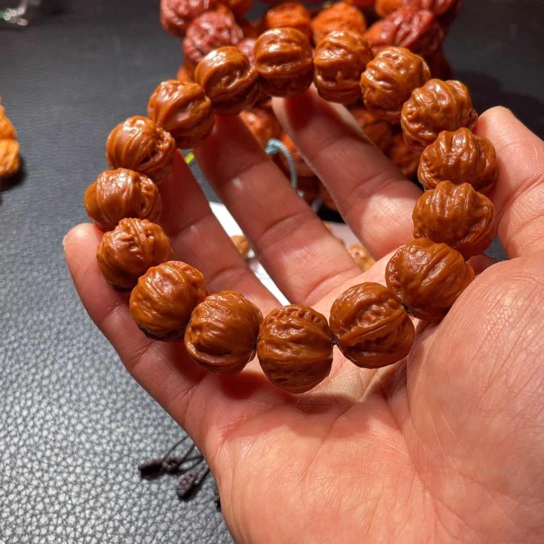 手串文玩核桃新年愿望