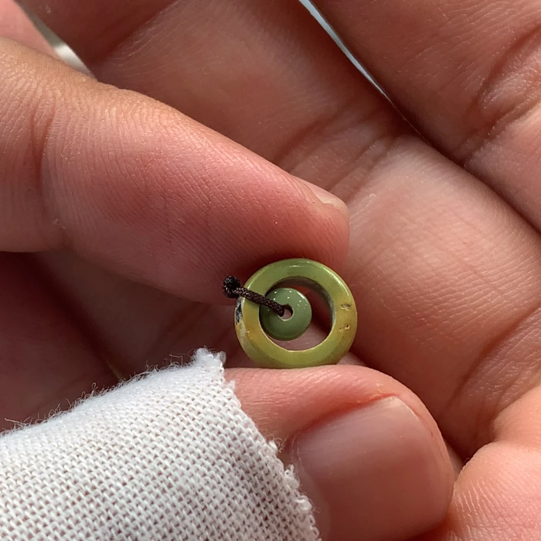 绿松石未镶嵌挂件