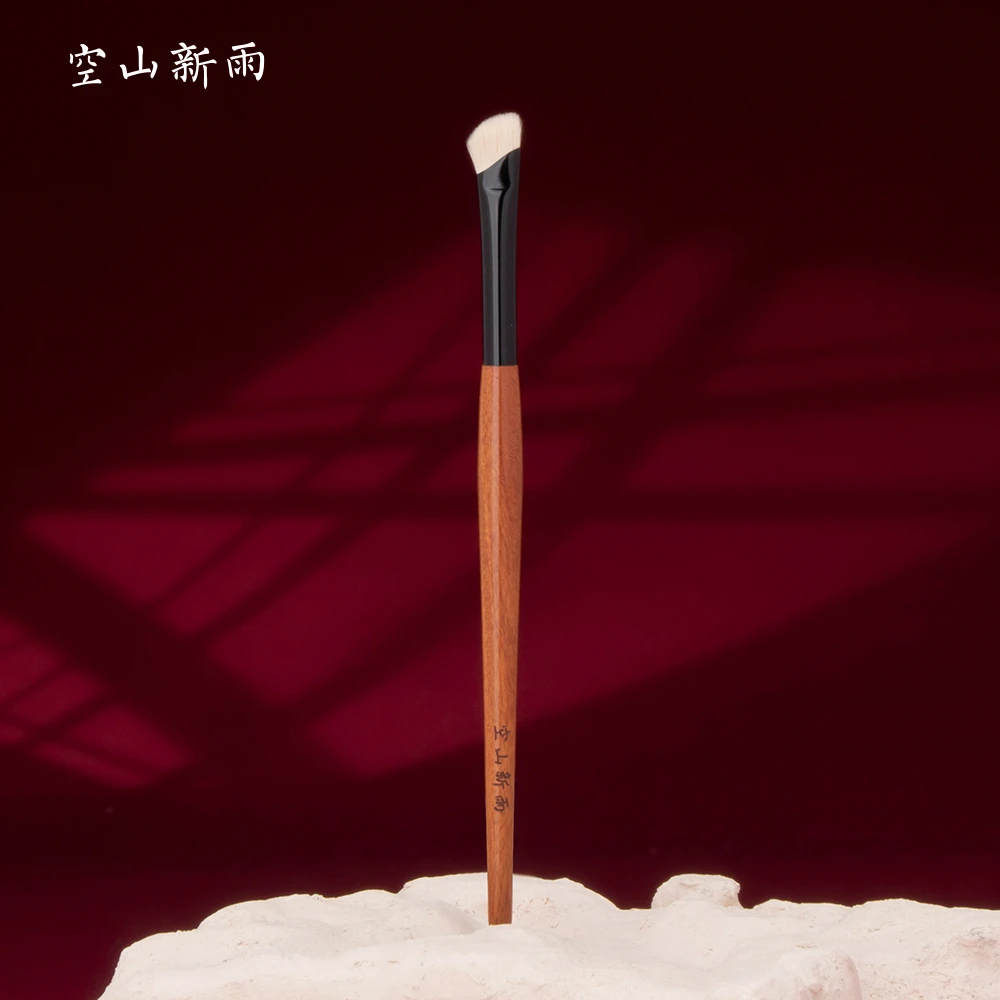 长乐系列C106镰刀鼻影细节刷精准修饰鼻头山根鼻翼阴影化妆刷