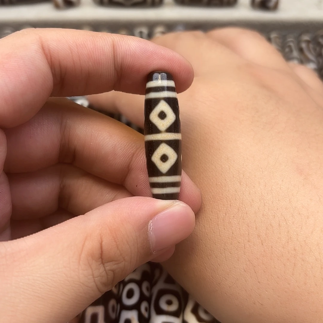 张***车玛瑙/玉髓未镶嵌珠宝半成品