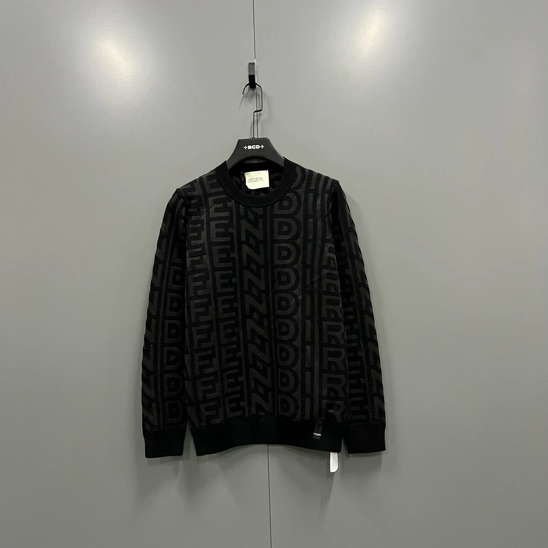 未使用 FENDI/芬迪 h922 满印字母logo针织卫衣 48 50 009207