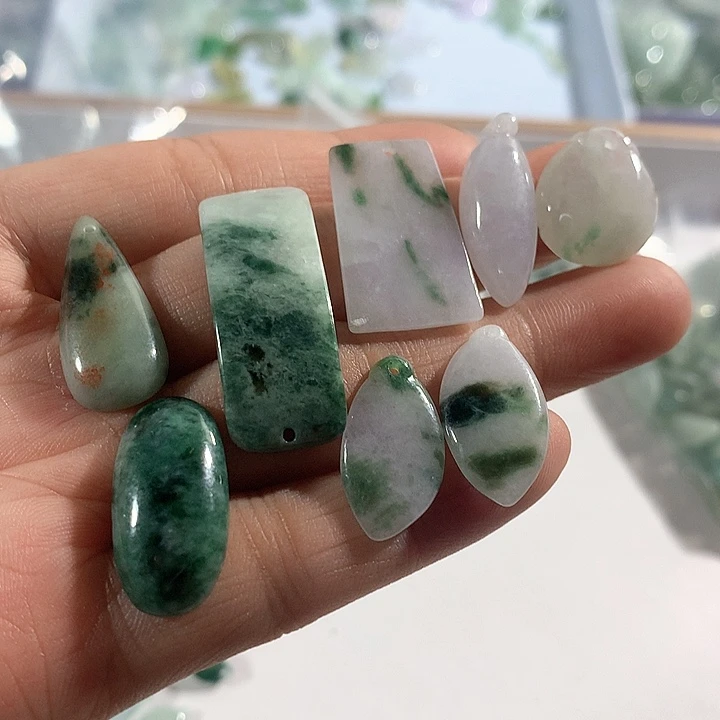 龍***投翡翠未镶嵌吊坠(不含链)吊坠