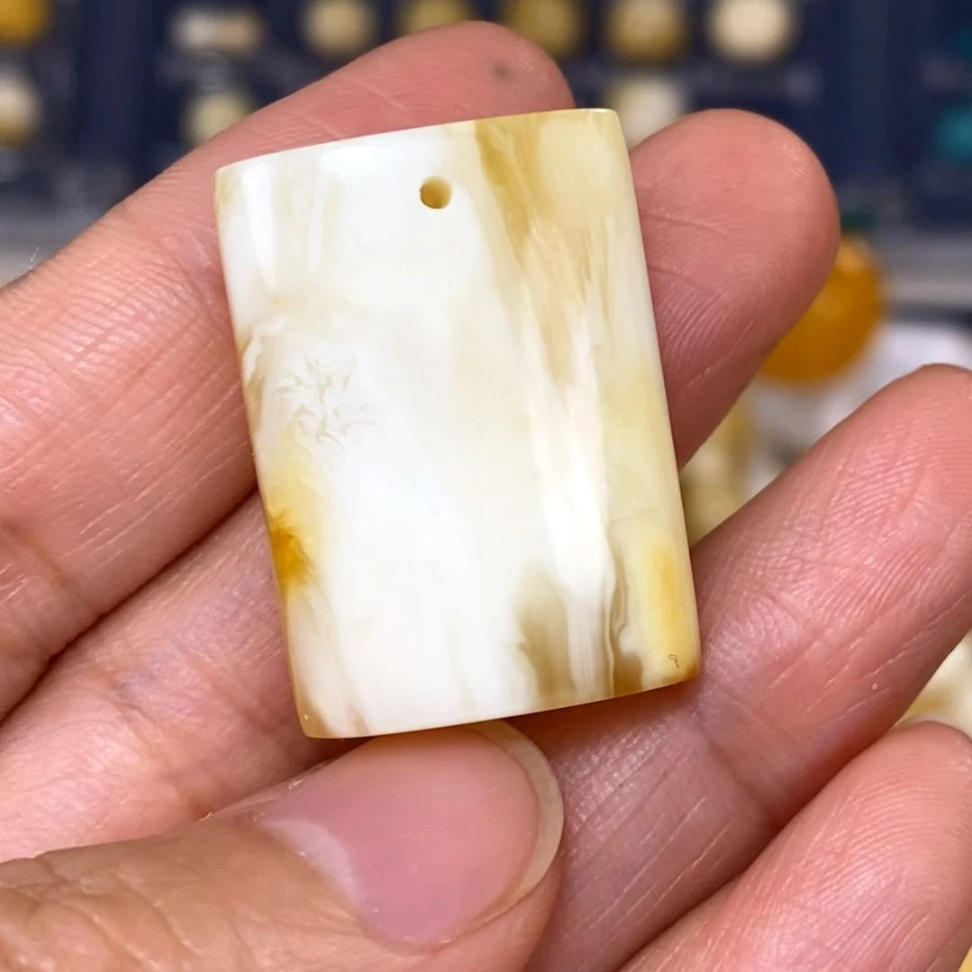 未镶嵌定制琥珀定制蜜蜡方牌吊坠