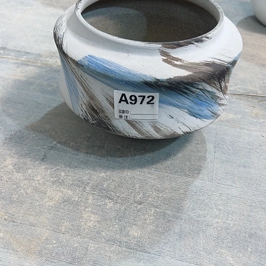 瓶陶瓷花瓶摆件摆件高18口17。972