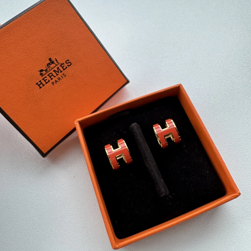 Hermes/爱马仕 【国现 专柜8600】橙色LOGO耳饰 H608001F 1B