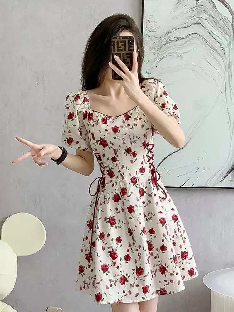 【851-900】2025夏季新款碎花裙法式气质连衣裙高级小清新吊带夏