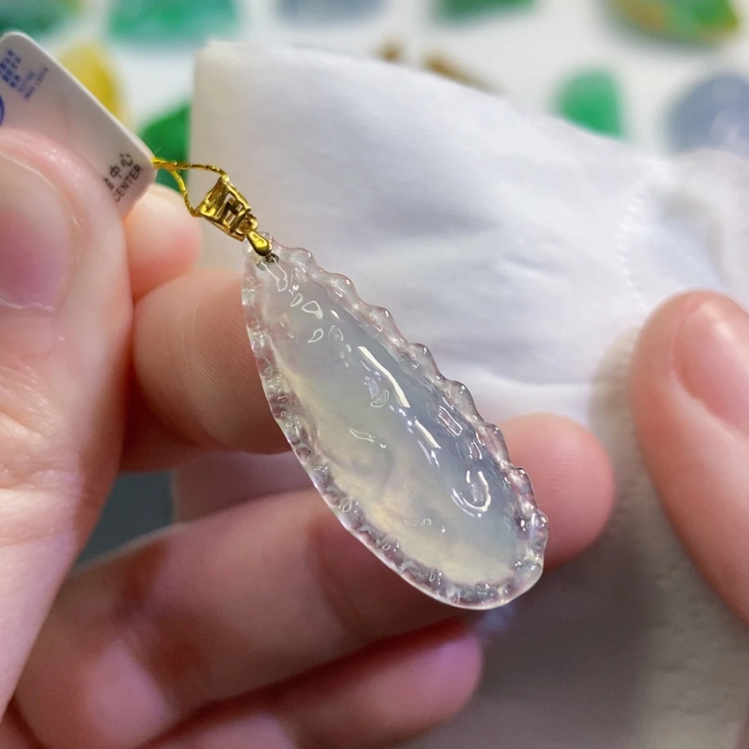 【闪购商品】翡翠吊坠(不含链)未镶嵌2458