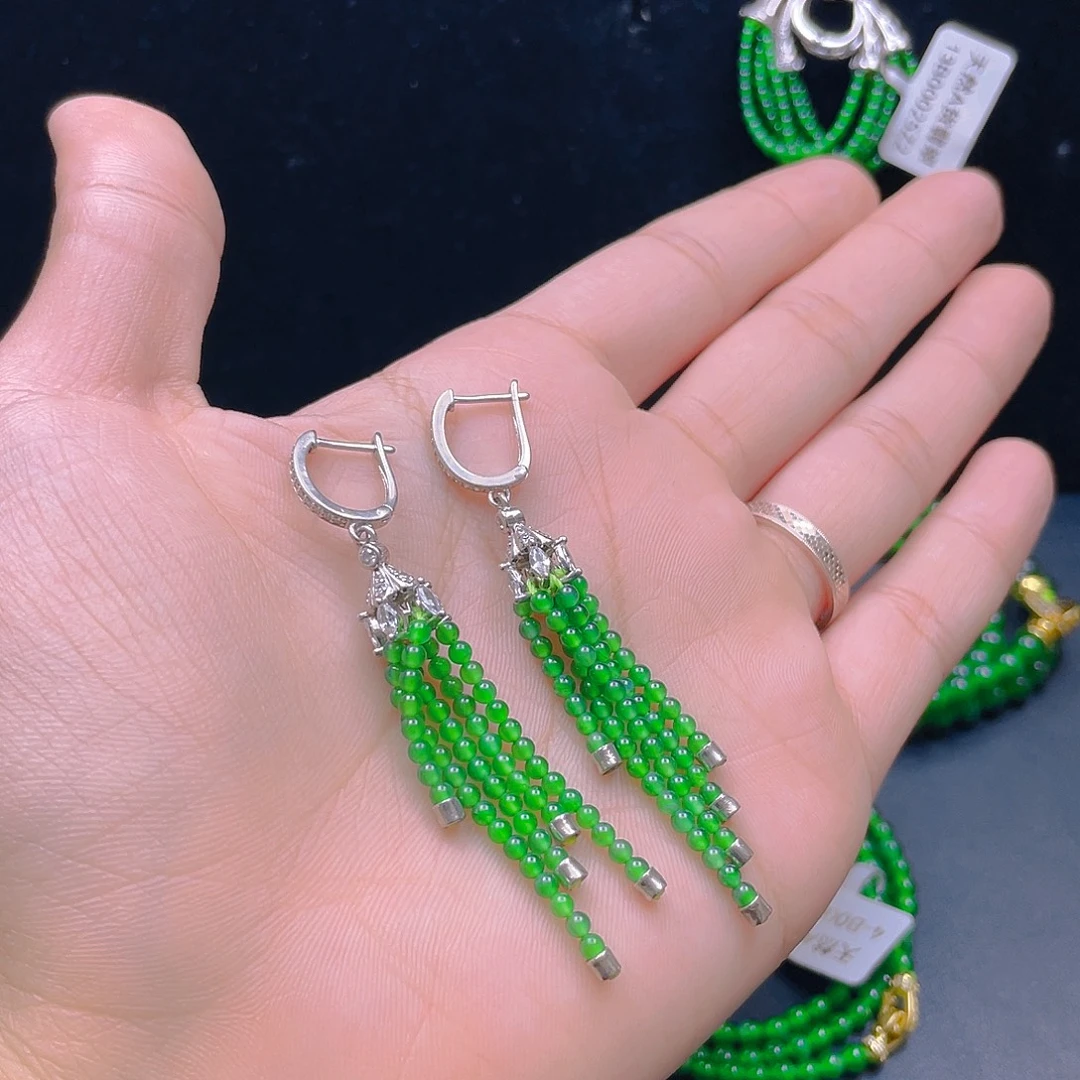 翡翠未镶嵌项链