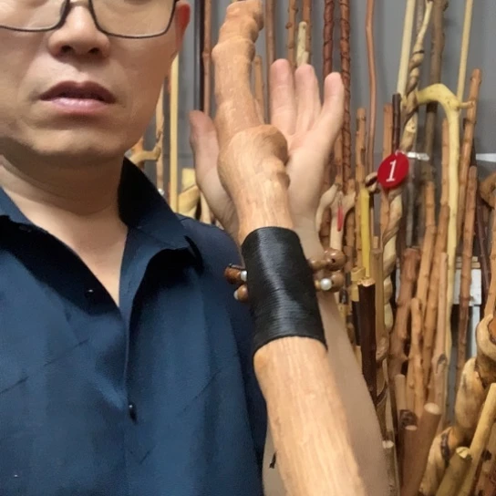 昨****盘龙刀铁匠木长72厘米