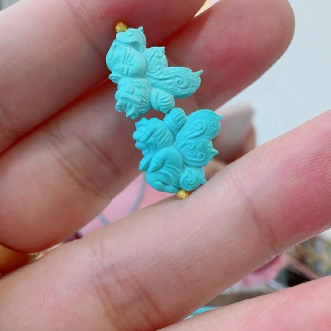 未镶嵌绿松石珠宝奇石