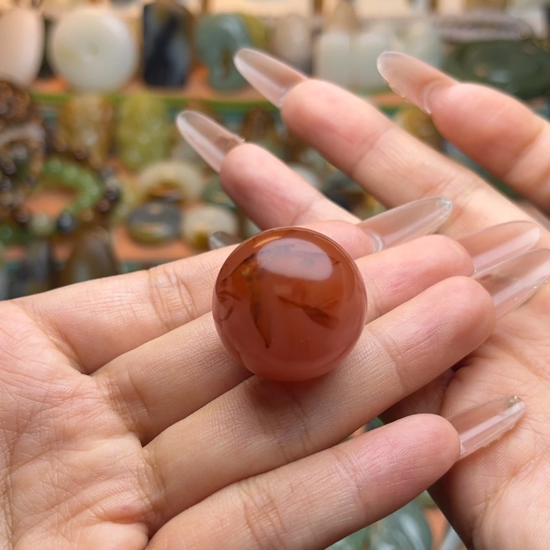 颈饰未镶嵌南红玛瑙