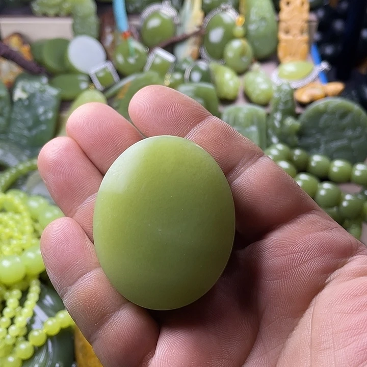 岫岩老玉（透闪石质玉）未镶嵌把件