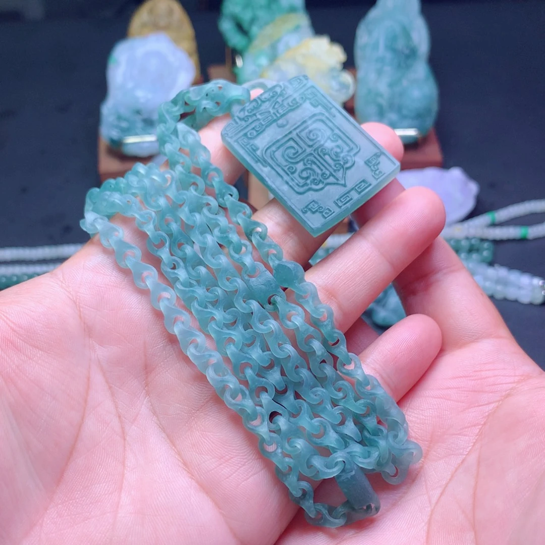 宇***一定制翡翠未镶嵌翡翠