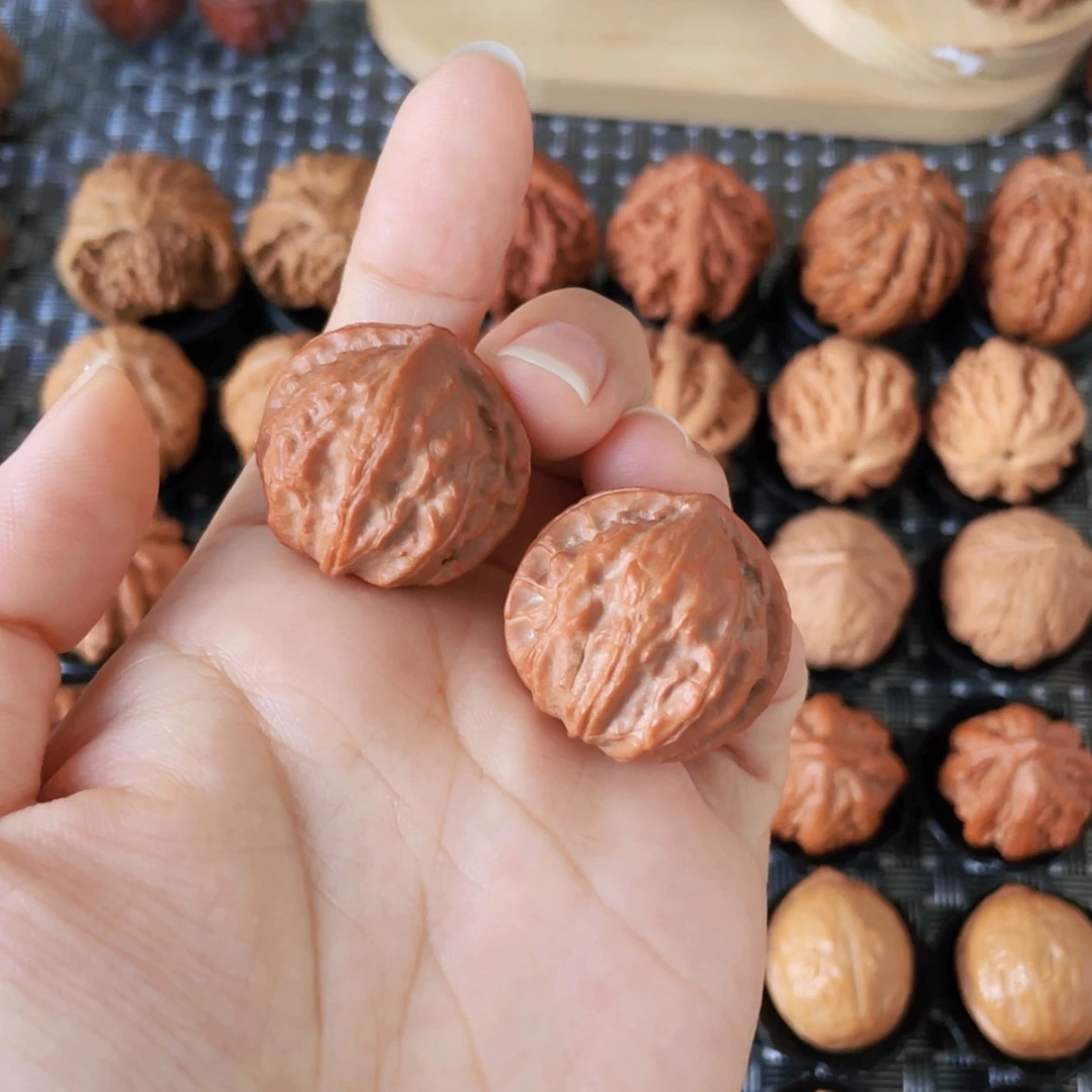 【闪购商品】文玩核桃吊坠小桃子