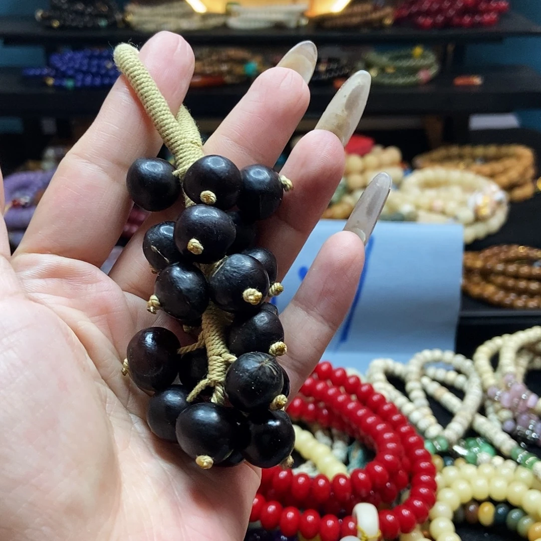 吊坠佛心果菩提果